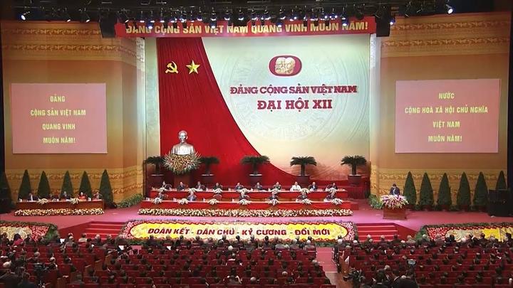 Hotspot Matrix và Shake It Off - bản lĩnh của thế hệ mới: không ngại “lắc” mình ra khỏi